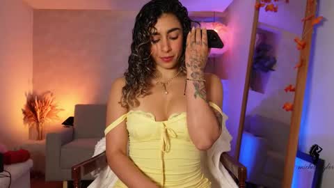 Snapshot of taylormich1 chatting on October 8, 7:22 pm taylormichell online show from October 8, 7:22 pm