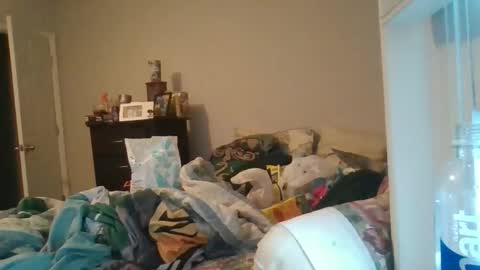 Snapshot of taylorslay chatting on April 27, 11:36 pm taylorslay online show from April 27, 11:36 pm