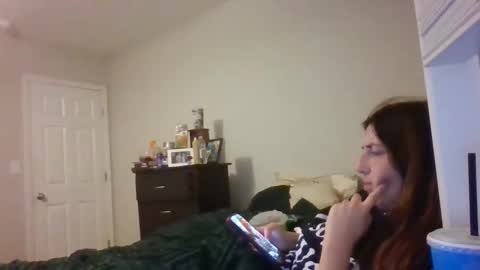Snapshot of taylorslay chatting on May 8, 1:44 am taylorslay online show from May 8, 1:44 am