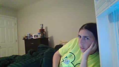 Snapshot of taylorslay chatting on June 2, 12:12 am taylorslay online show from June 2, 12:12 am