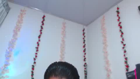 Taylorsweet1111 online show from April 23, 2:02 am