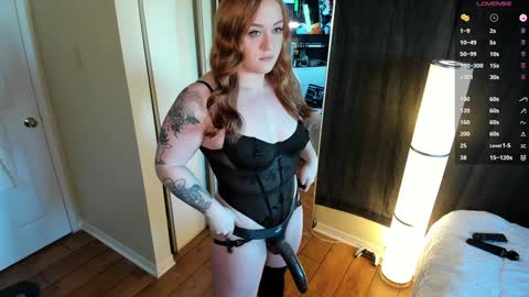 Taylor Tait online show from December 14, 5:58 pm