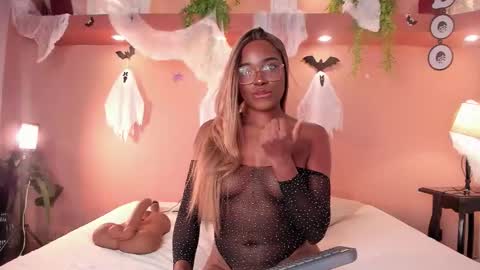 taylor online show from October 18, 7:36 pm