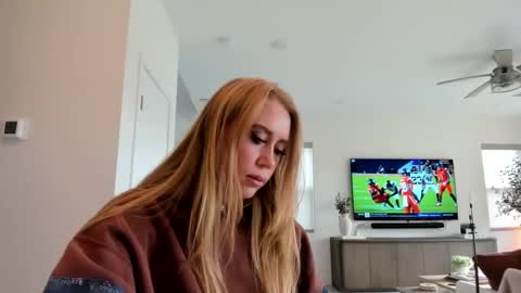 Taylor Rae online show from January 7, 9:28 pm