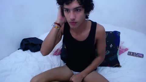 Tayron online show from January 4, 4:43 pm