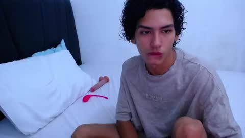 Tayron online show from February 25, 10:18 pm