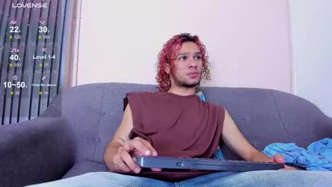 Tayson online show from February 10, 1:21 am