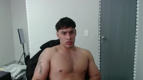 Snapshot of team23hot0 chatting on October 11, 8:51 pm team23hot0 online show from October 11, 8:51 pm