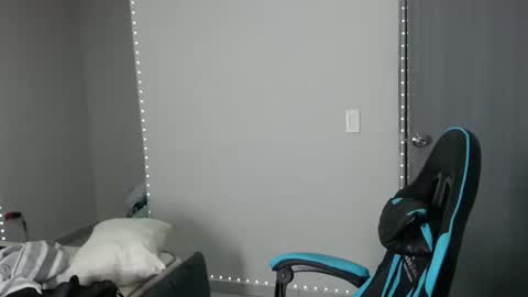 Snapshot of team23hot0 chatting on October 16, 4:13 am team23hot0 online show from October 16, 4:13 am