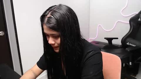 DYNAMITE DUO69 online show from December 5, 2:22 pm