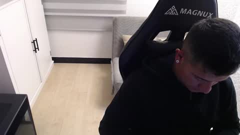 DYNAMITE DUO69 online show from March 18, 11:57 am