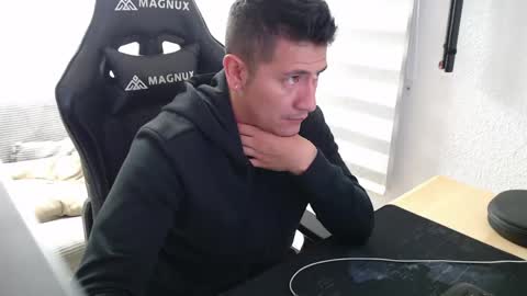 DYNAMITE DUO69 online show from April 24, 12:07 pm