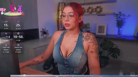 Loren Soler    Sophie Soler 19 years online show from September 30, 10:04 pm