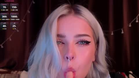 Alice online show from April 3, 4:32 am