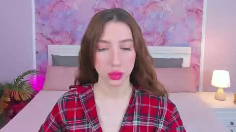 Lily online show from December 6, 2:24 am