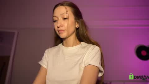 Snapshot of tease_eve_lure chatting on May 25, 7:20 pm call me Eva online show from May 25, 7:20 pm