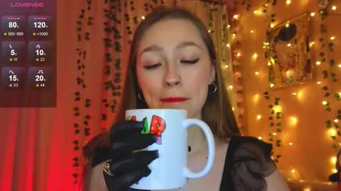 Eva online show from October 31, 5:03 pm