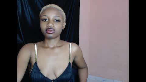 teasexkitty online show from May 22, 9:31 pm