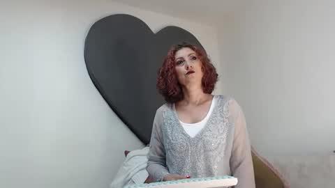 ALICIA--- online show from June 9, 5:19 am