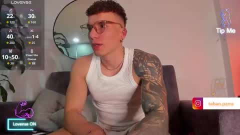 Snapshot of teban_fuckboy chatting on June 13, 5:27 am Esteban online show from June 13, 5:27 am