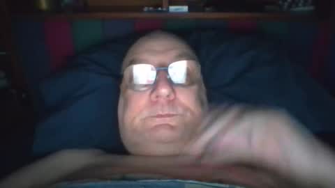 Mark online show from October 4, 7:50 am