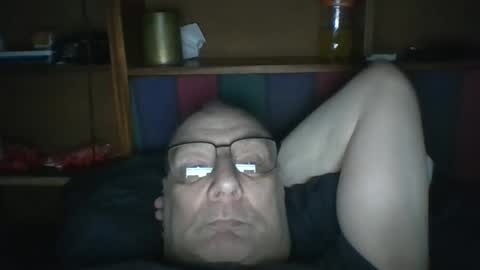 Snapshot of tebb61 chatting on April 29, 8:07 am Mark online show from April 29, 8:07 am