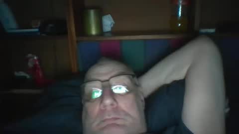 Snapshot of tebb61 chatting on May 1, 8:30 am Mark online show from May 1, 8:30 am