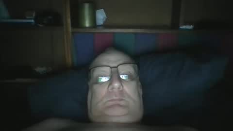 Snapshot of tebb61 chatting on May 3, 8:09 am Mark online show from May 3, 8:09 am