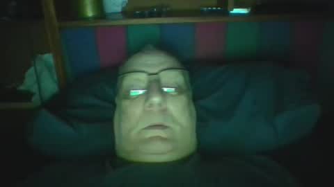 Snapshot of tebb61 chatting on May 12, 6:54 am Mark online show from May 12, 6:54 am