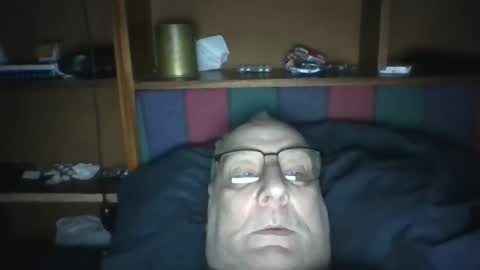 Snapshot of tebb61 chatting on May 15, 8:21 am Mark online show from May 15, 8:21 am