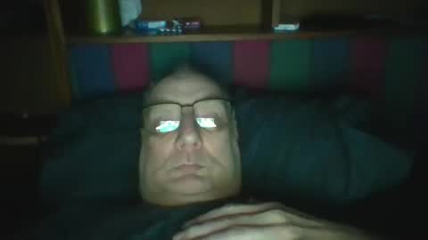Snapshot of tebb61 chatting on May 19, 7:58 am Mark online show from May 19, 7:58 am