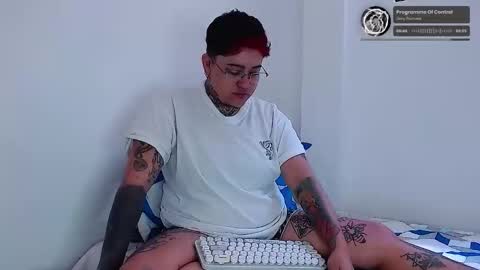 Charlee He online show from September 9, 4:39 pm