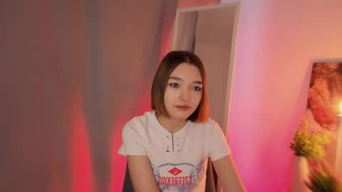 all me precious   online show from February 4, 5:13 am