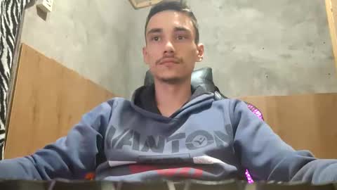 Snapshot of tecnicogatu chatting on September 26, 4:27 am tecnicogatu online show from September 26, 4:27 am