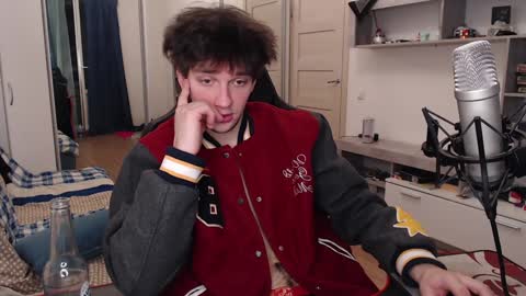 Teddy online show from December 11, 10:27 pm