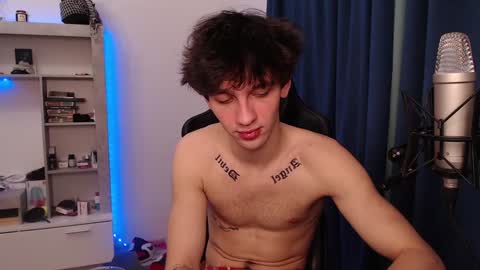 Teddy online show from December 18, 6:21 am