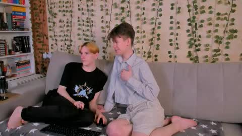 Snapshot of tedy_lun chatting on March 26, 8:25 pm tedy_lun online show from March 26, 8:25 pm