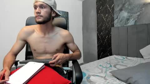 Tedy online show from March 17, 8:06 am