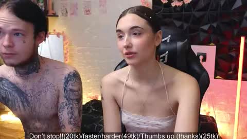 Alice and Cassie online show from March 21, 8:23 pm