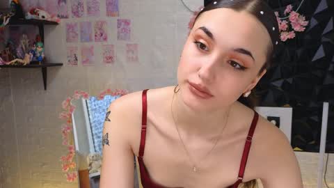 Alice and Cassie online show from April 3, 1:58 am