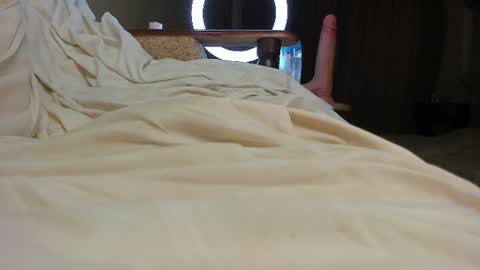 Snapshot of teeencutee chatting on June 22, 5:15 am Monika --------------2 stream 700 GMT day online show from June 22, 5:15 am