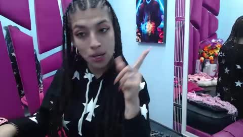 Tayloor online show from December 29, 3:00 am