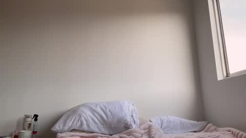 Snapshot of teffsweet18 chatting on September 25, 12:31 pm Amy No penetration Virgiin giirl online show from September 25, 12:31 pm