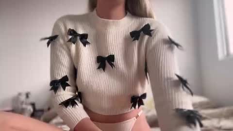 Snapshot of teffsweet18 chatting on October 15, 2:39 pm Amy No penetration Virgiin giirl online show from October 15, 2:39 pm