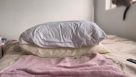 Snapshot of teffsweet18 chatting on November 10, 1:54 pm Amy No penetration Virgiin giirl online show from November 10, 1:54 pm