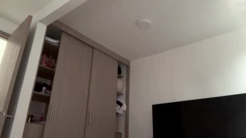 Amy No penetration Virgiin giirl online show from March 31, 11:32 am