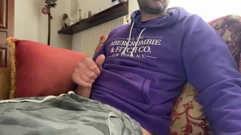 Snapshot of tegadura07 chatting on November 20, 9:20 am tegadura07 online show from November 20, 9:20 am