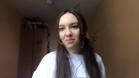 Kimi online show from November 8, 9:53 am