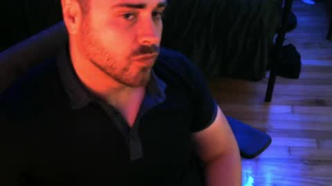 Snapshot of tehvillain chatting on June 18, 3:49 pm tehvillain online show from June 18, 3:49 pm