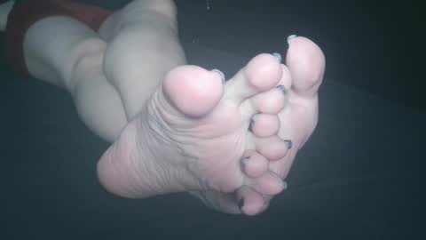 Viv West online show from December 23, 2:02 am